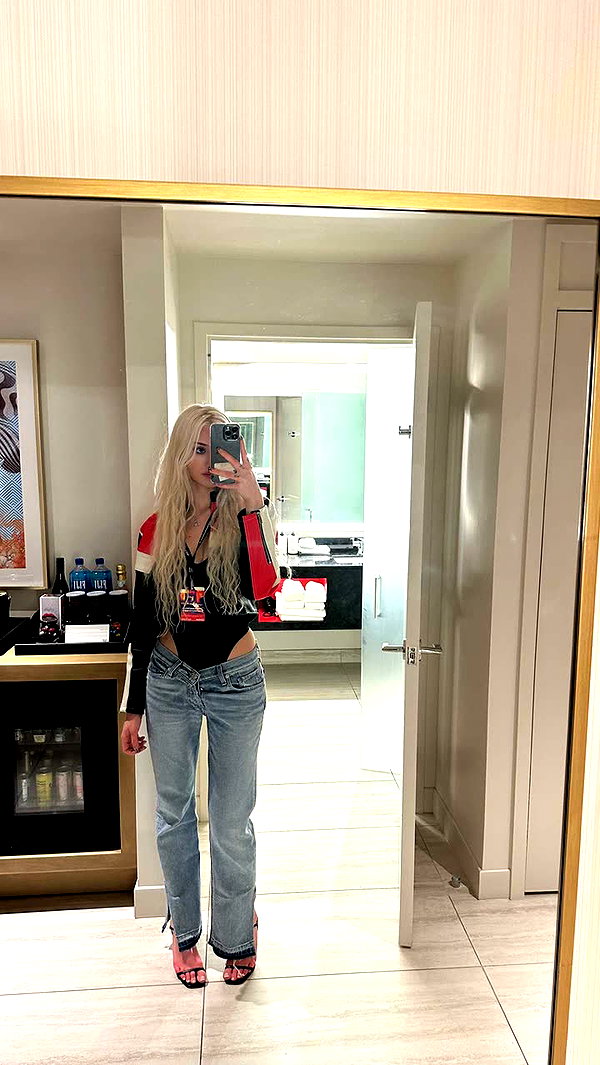 aleximarianna snapchat image archive image