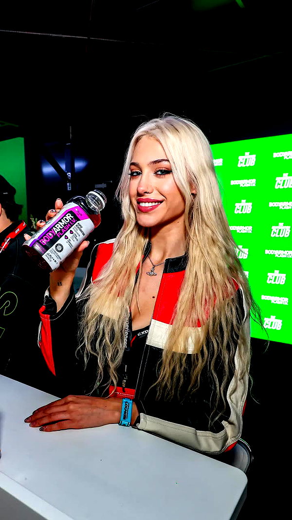 aleximarianna snapchat image archive image