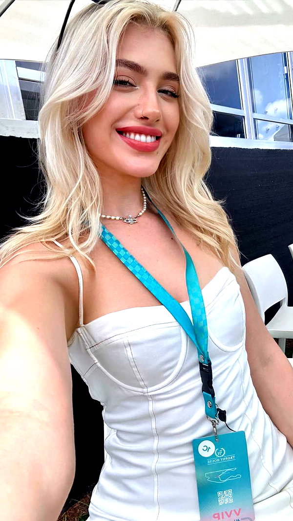 aleximarianna snapchat image archive image