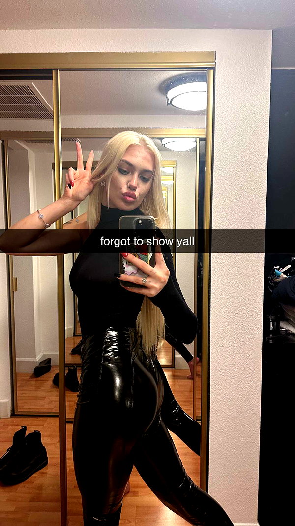 aleximarianna snapchat image archive image