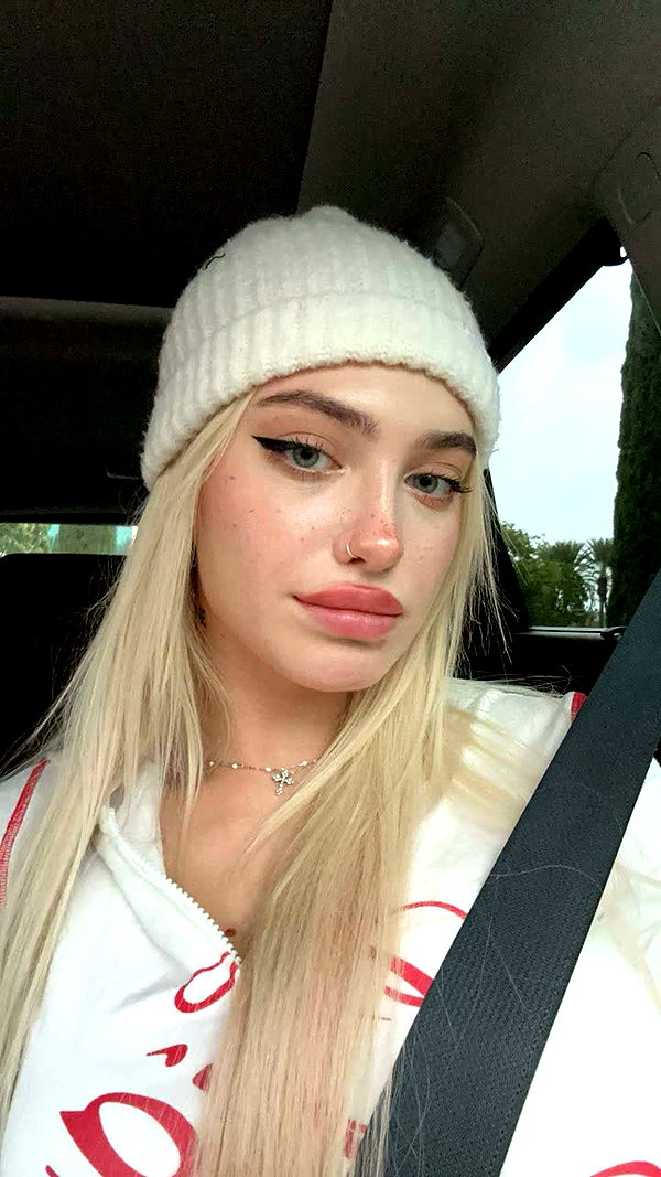 aleximarianna snapchat image archive image