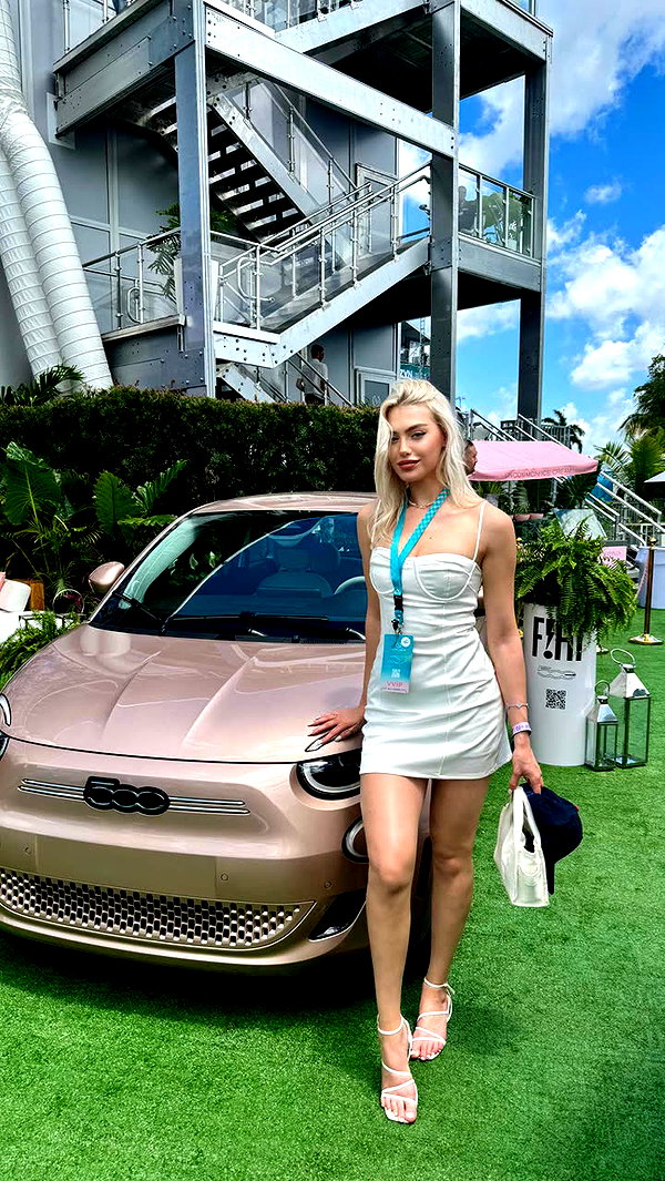aleximarianna snapchat image archive image