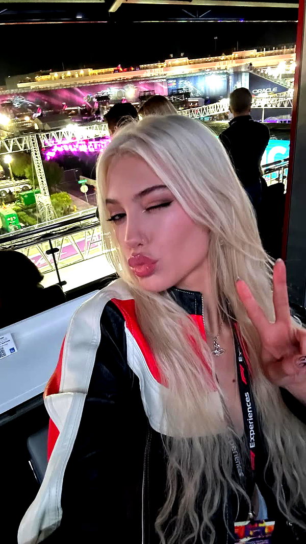aleximarianna snapchat image archive image