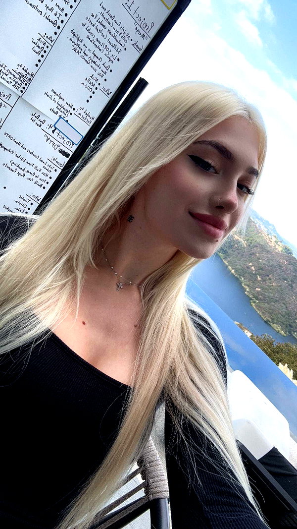 aleximarianna snapchat image archive image