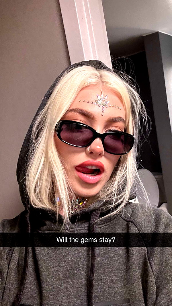 aleximarianna snapchat image archive image