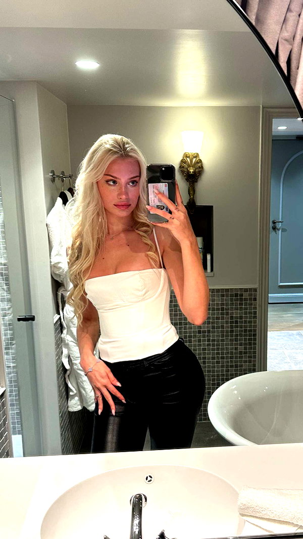 aleximarianna snapchat image archive image