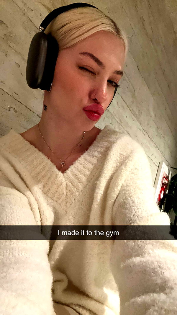 aleximarianna snapchat image archive image