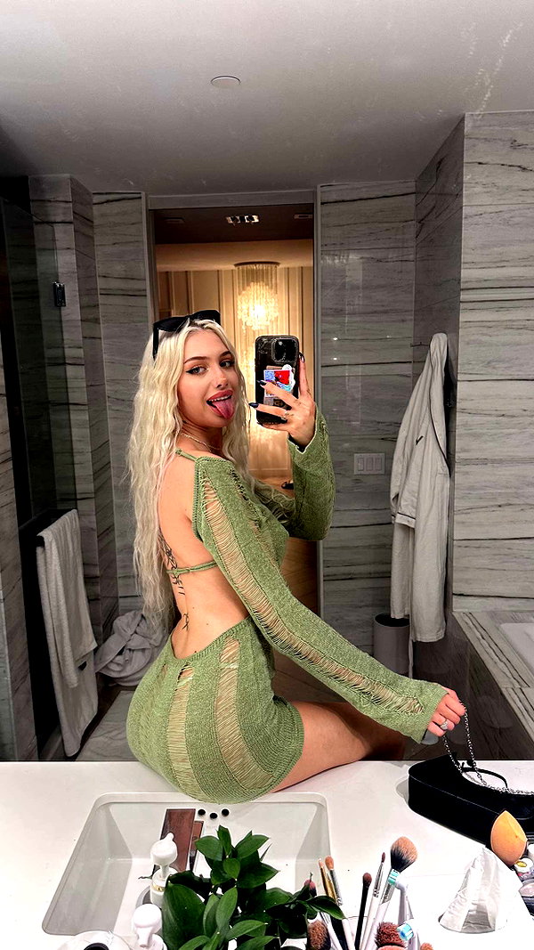 aleximarianna snapchat image archive image