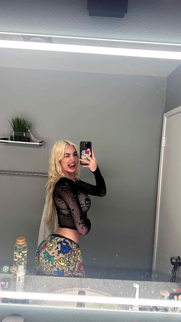 aleximarianna snapchat image archive image