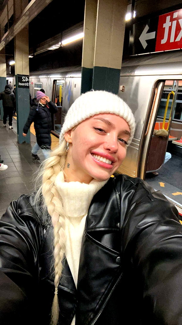 aleximarianna snapchat image archive image