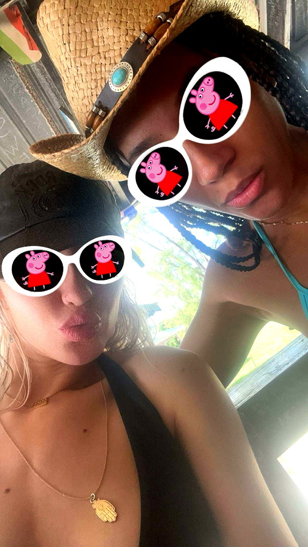 aleximarianna snapchat image archive image