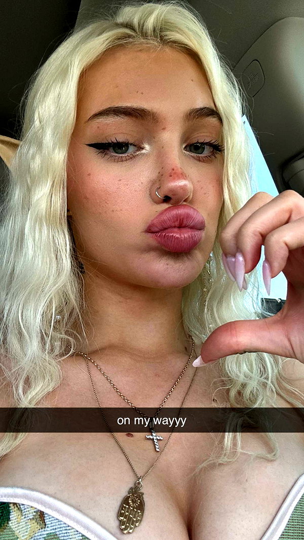 aleximarianna snapchat image archive image