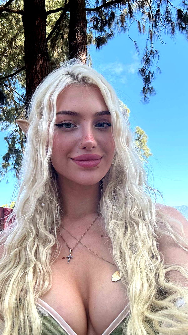 aleximarianna snapchat image archive image