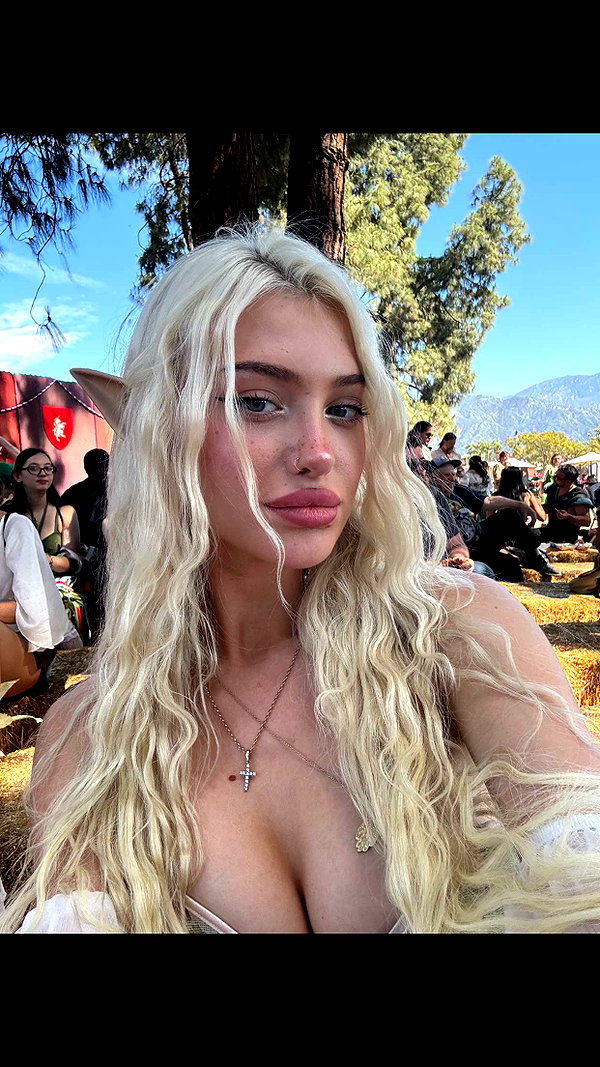 aleximarianna snapchat image archive image