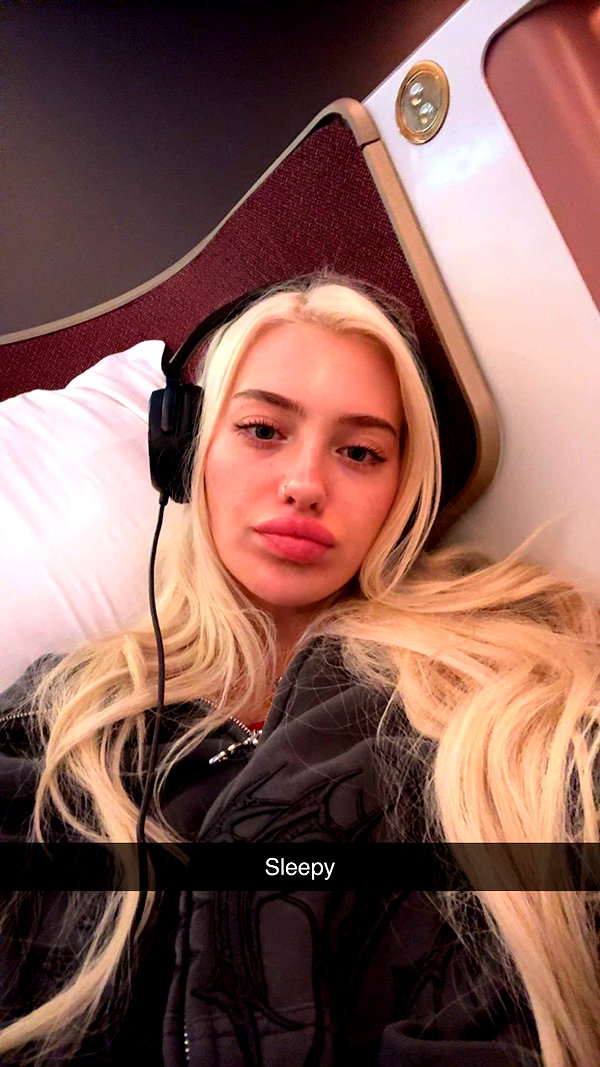 aleximarianna snapchat image archive image