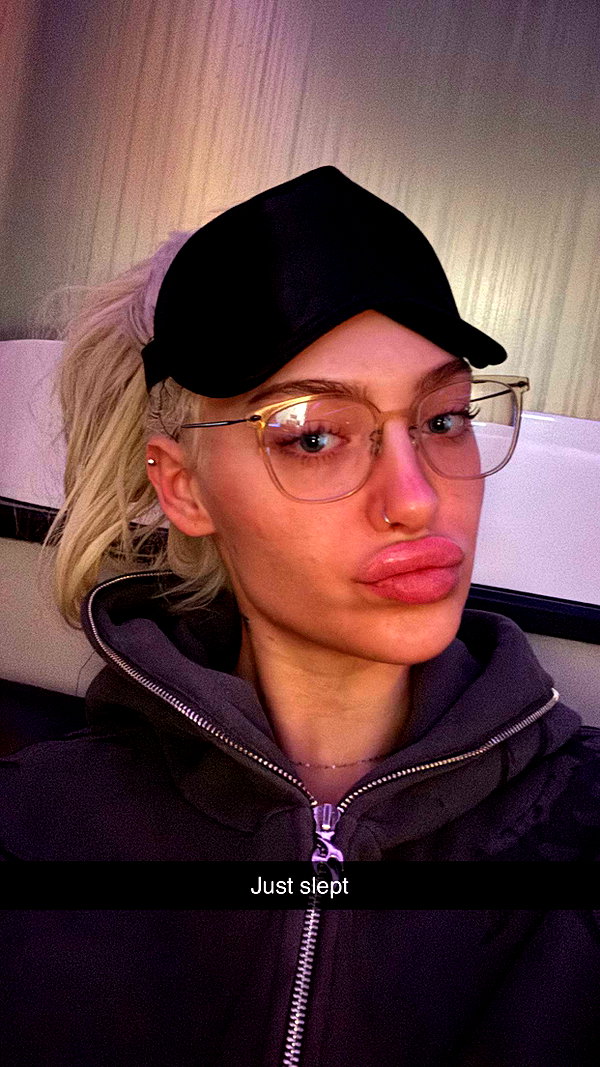 aleximarianna snapchat image archive image