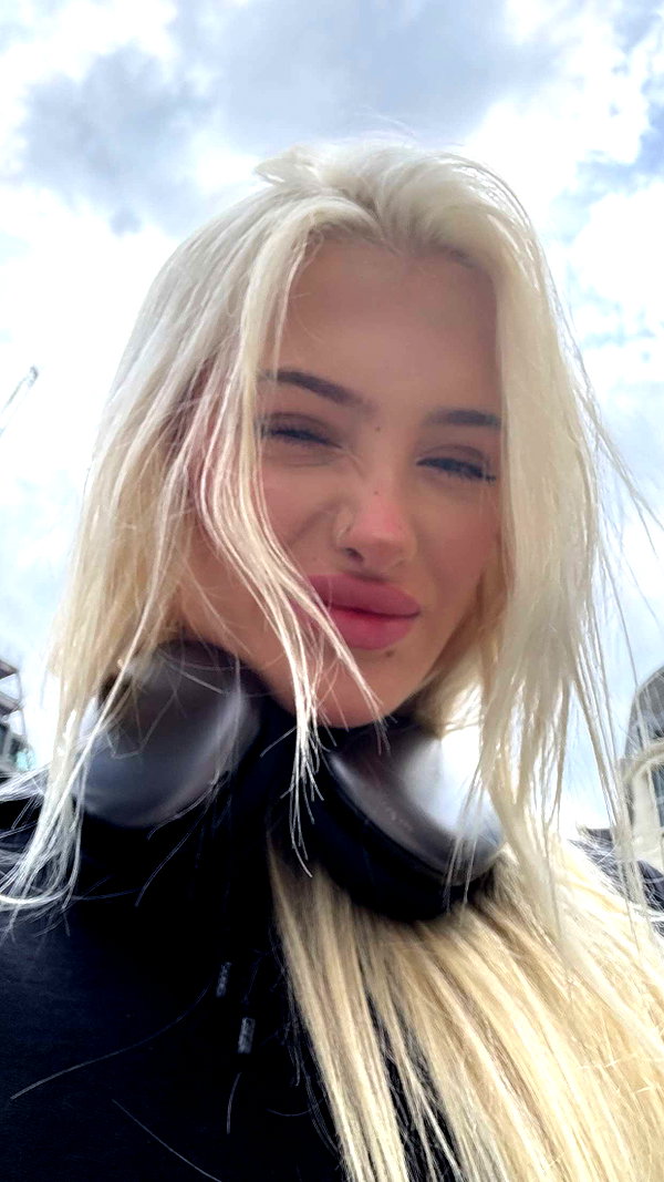 aleximarianna snapchat image archive image