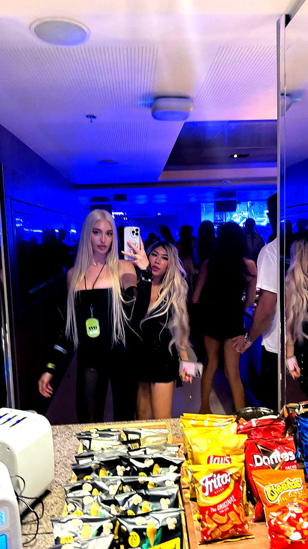 aleximarianna snapchat image archive image