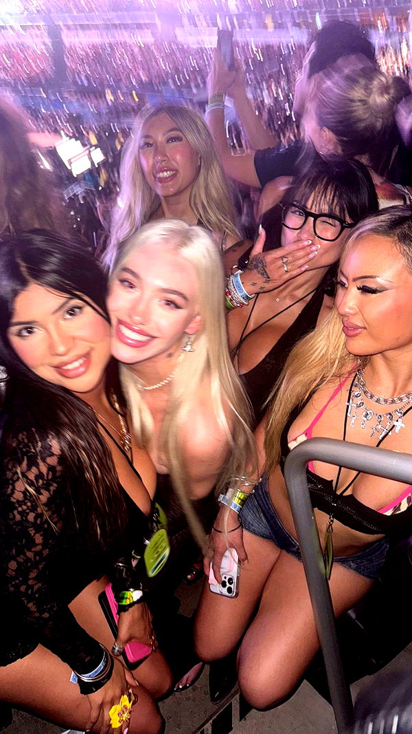 aleximarianna snapchat image archive image