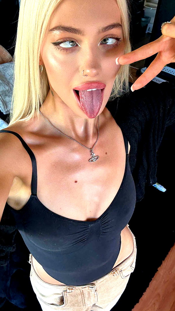 aleximarianna snapchat image archive image