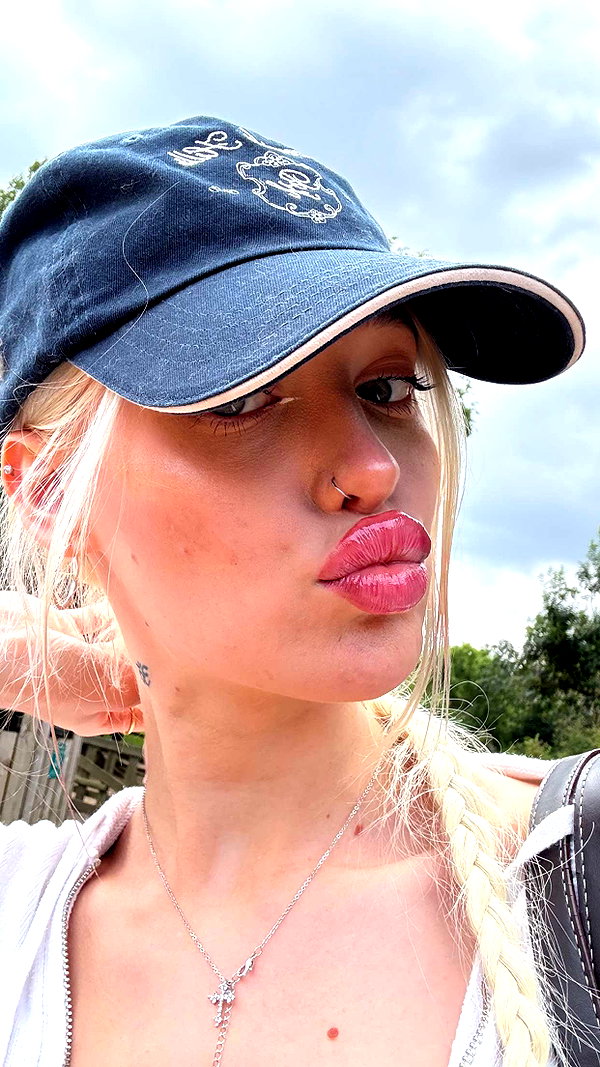 aleximarianna snapchat image archive image
