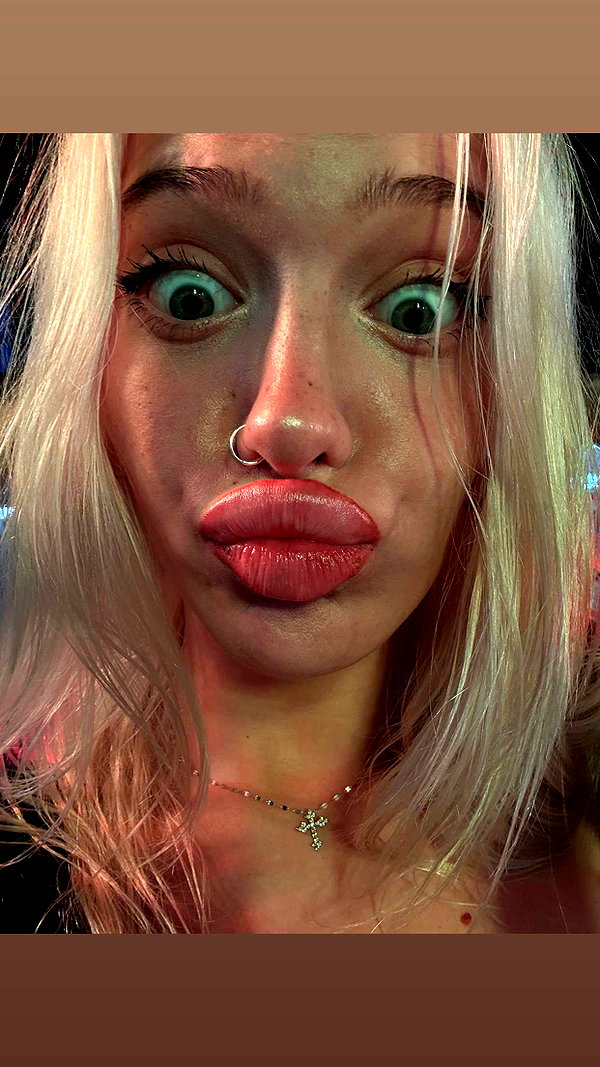 aleximarianna snapchat image archive image