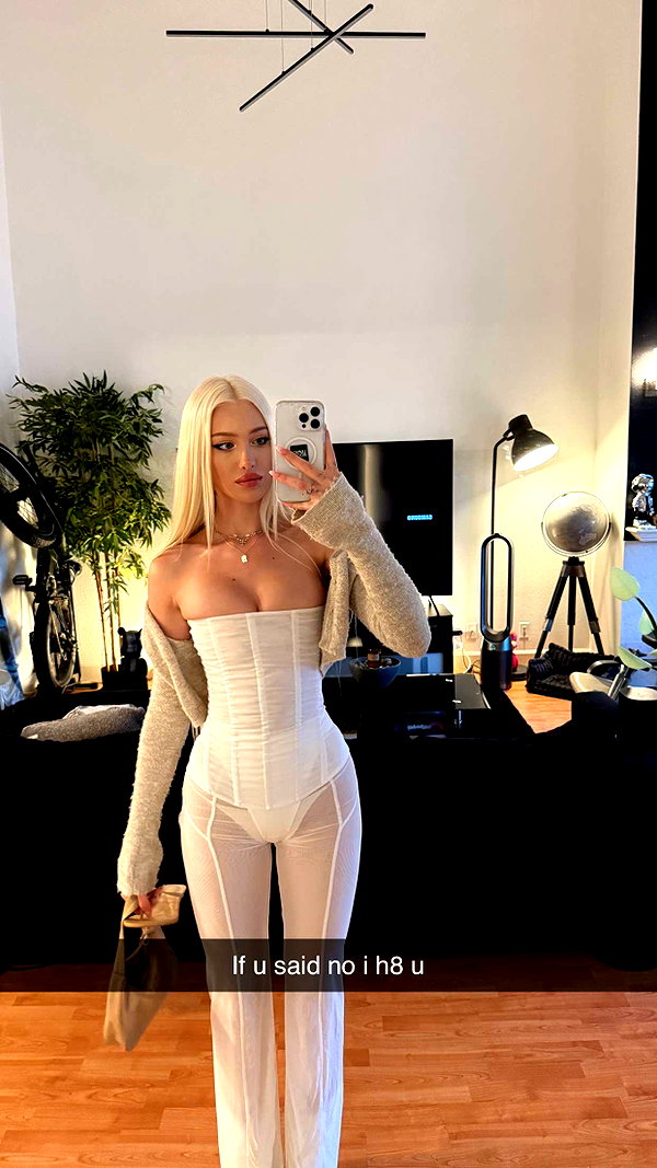 aleximarianna snapchat image archive image