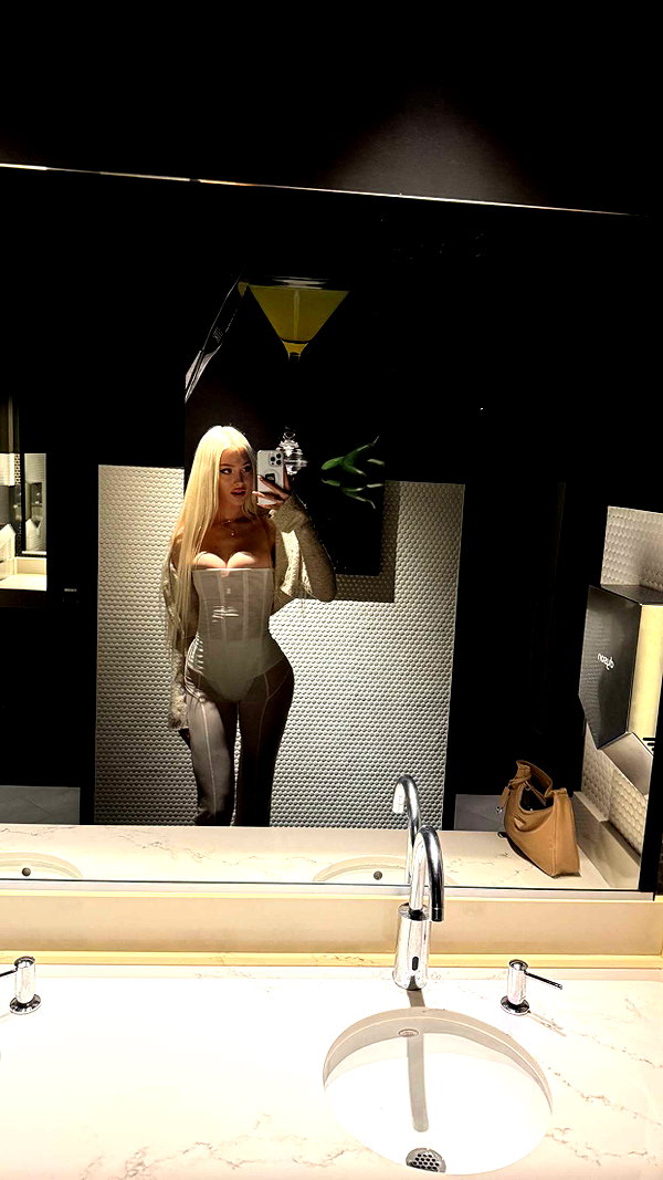 aleximarianna snapchat image archive image