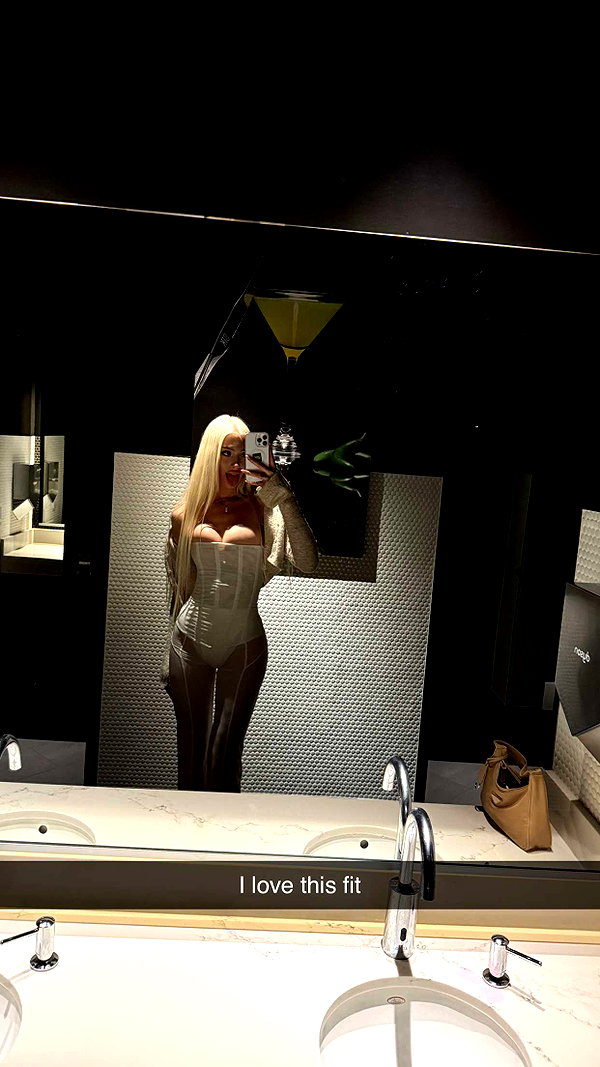 aleximarianna snapchat image archive image