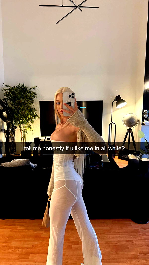 aleximarianna snapchat image archive image