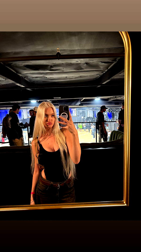 aleximarianna snapchat image archive image