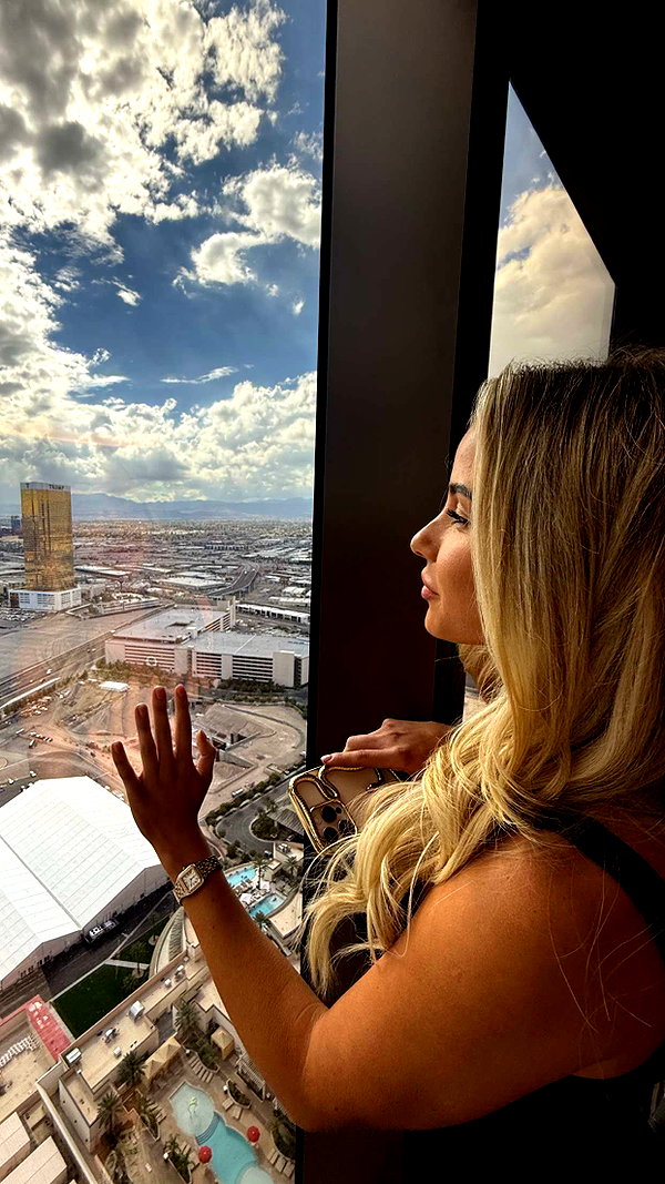aleximarianna snapchat image archive image