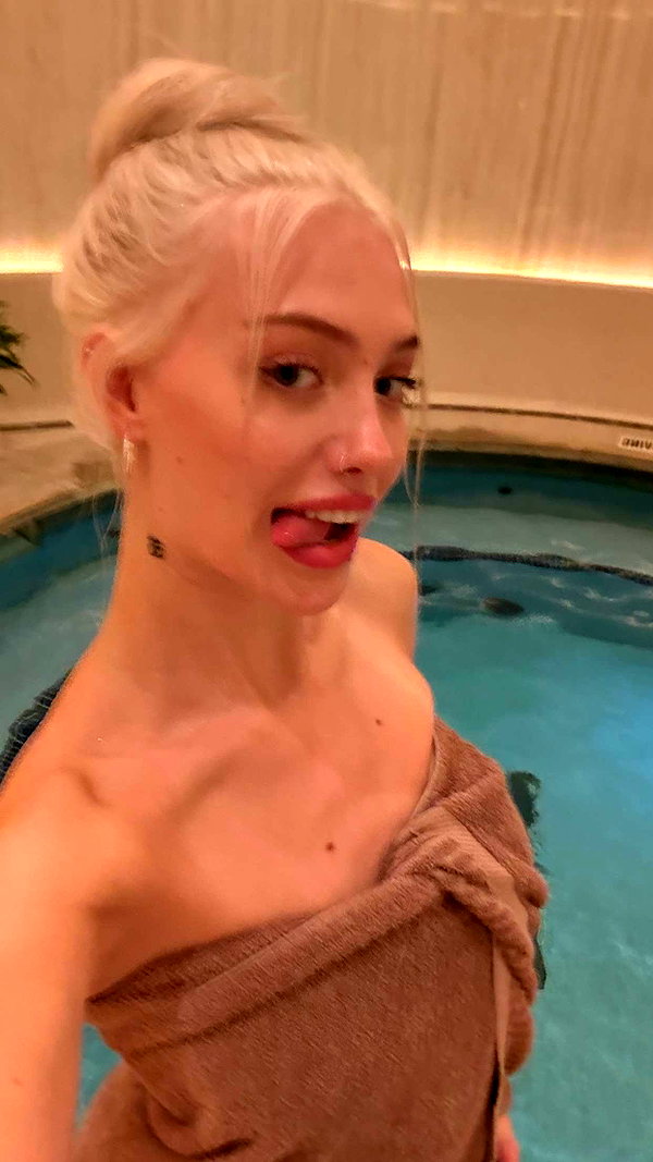 aleximarianna snapchat image archive image