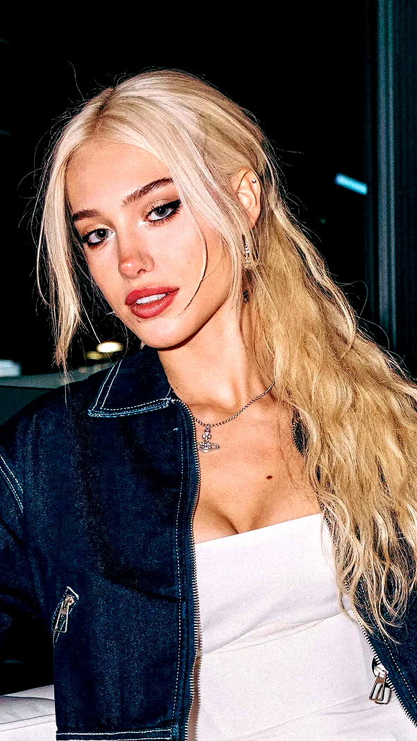 aleximarianna snapchat image archive image