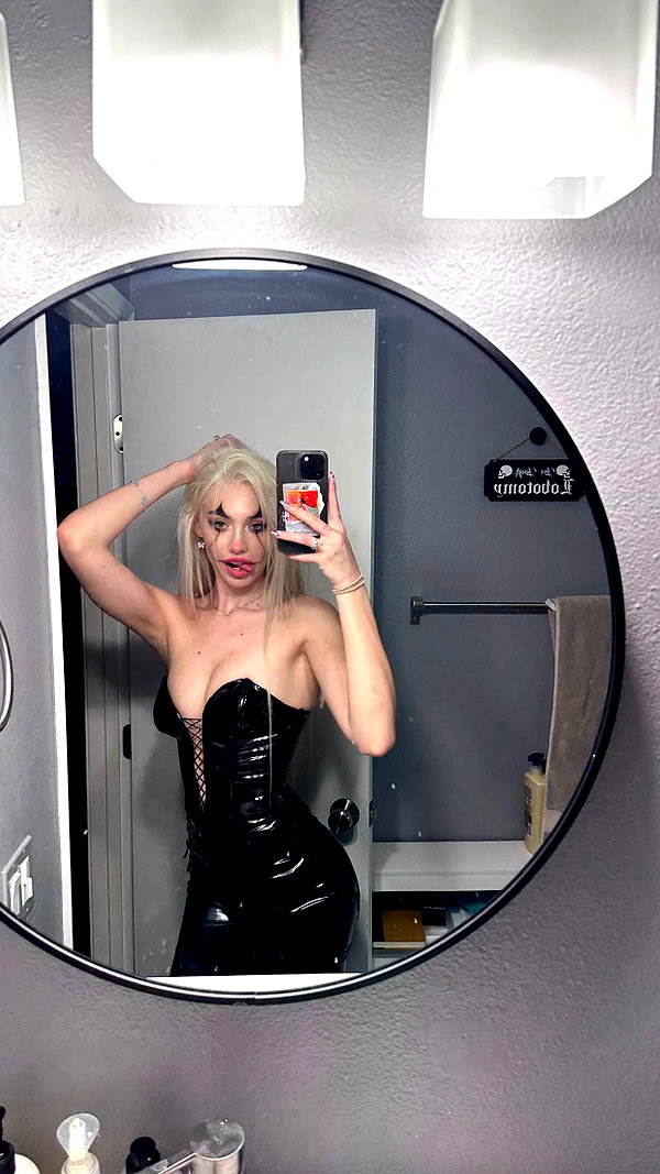 aleximarianna snapchat image archive image
