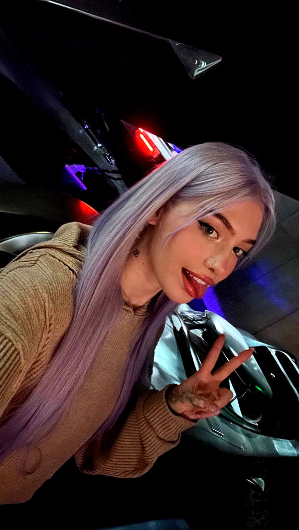 aleximarianna snapchat image archive image