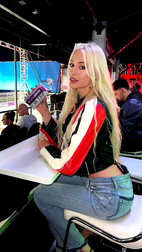aleximarianna snapchat image archive image
