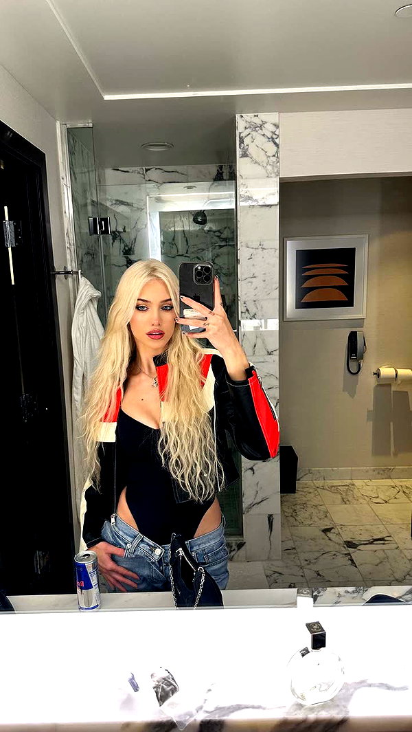 aleximarianna snapchat image archive image