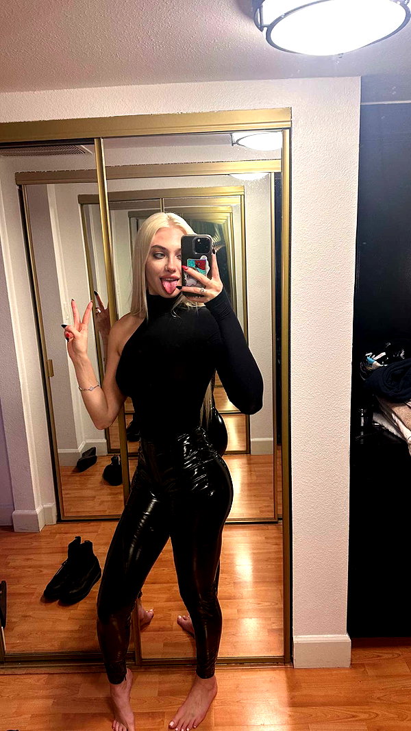 aleximarianna snapchat image archive image