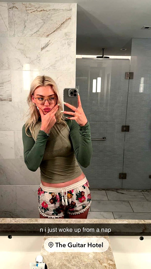 aleximarianna snapchat image archive image