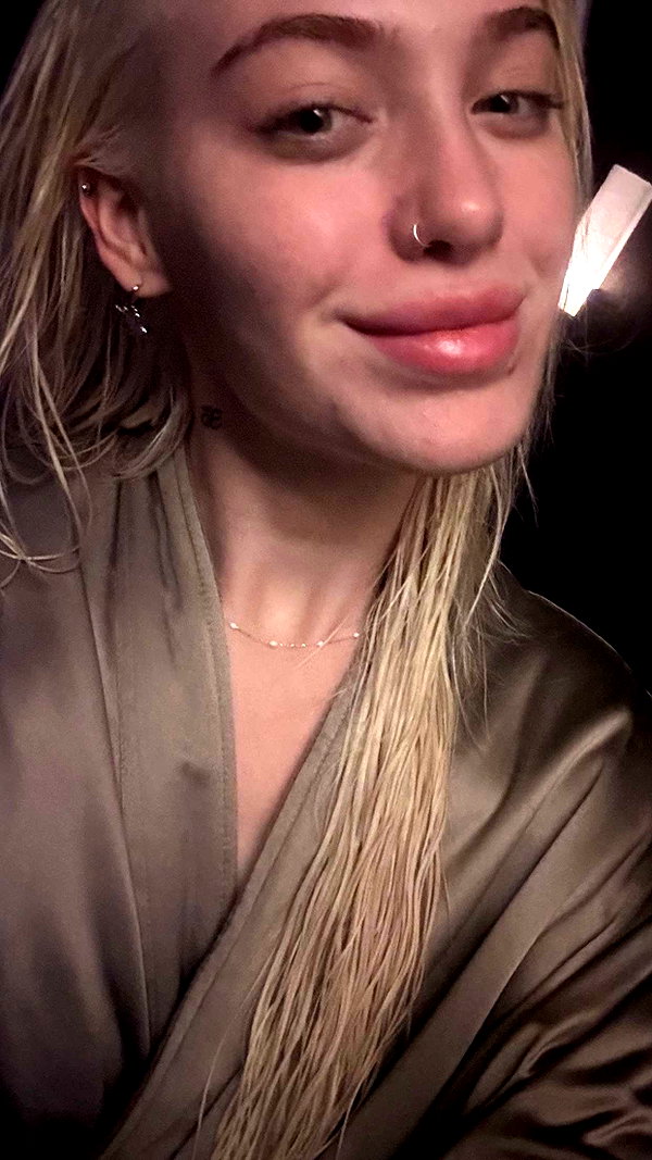 aleximarianna snapchat image archive image