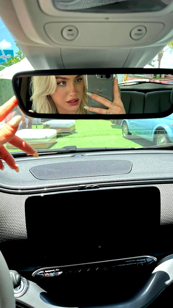 aleximarianna snapchat image archive image