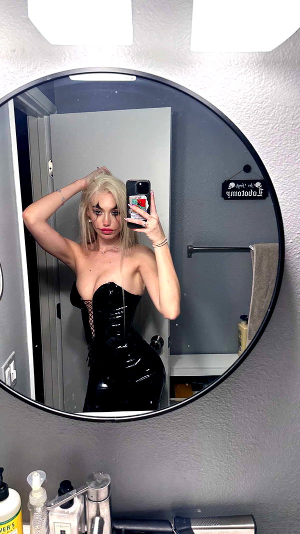 aleximarianna snapchat image archive image