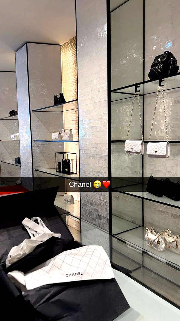alexissshv snapchat image archive image