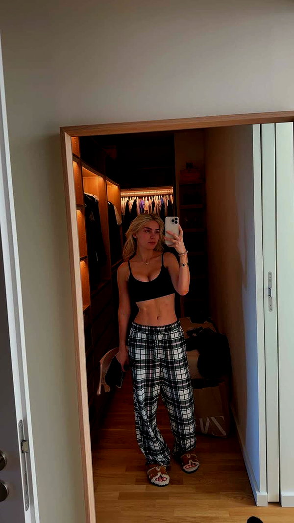 alexissshv snapchat image archive image