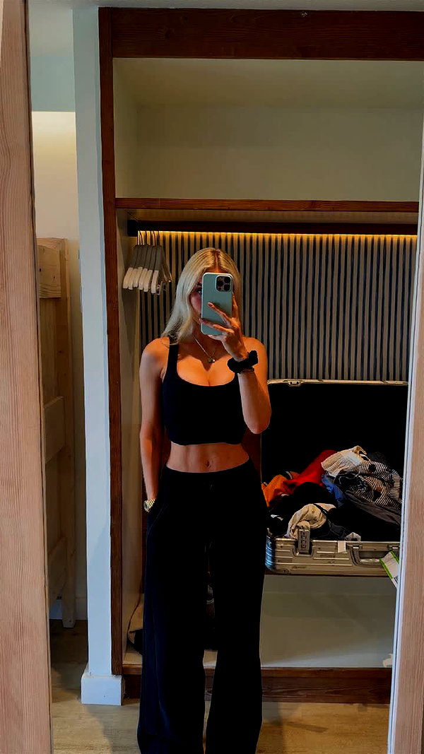 alexissshv snapchat image archive image