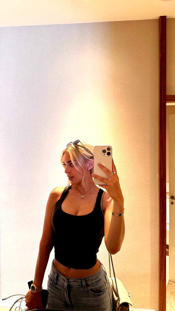 alexissshv snapchat image archive image