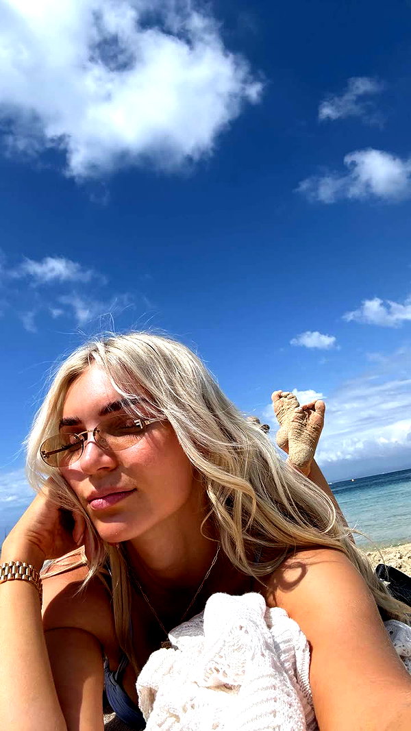 alexissshv snapchat image archive image