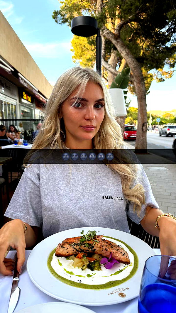 alexissshv snapchat image archive image