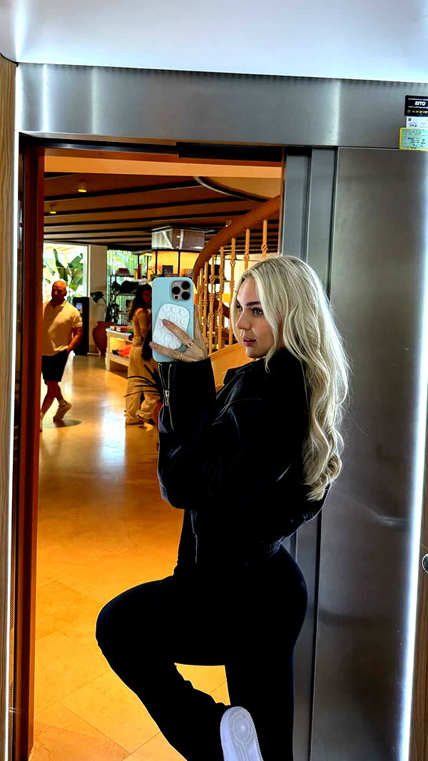 alexissshv snapchat image archive image